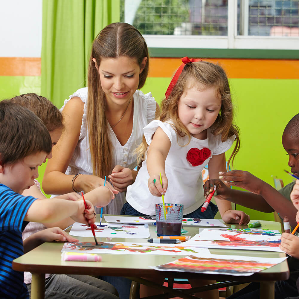 Jogos e Brincadeiras para crianças de 3 a 6 anos - Centro João e Maria  Infantil